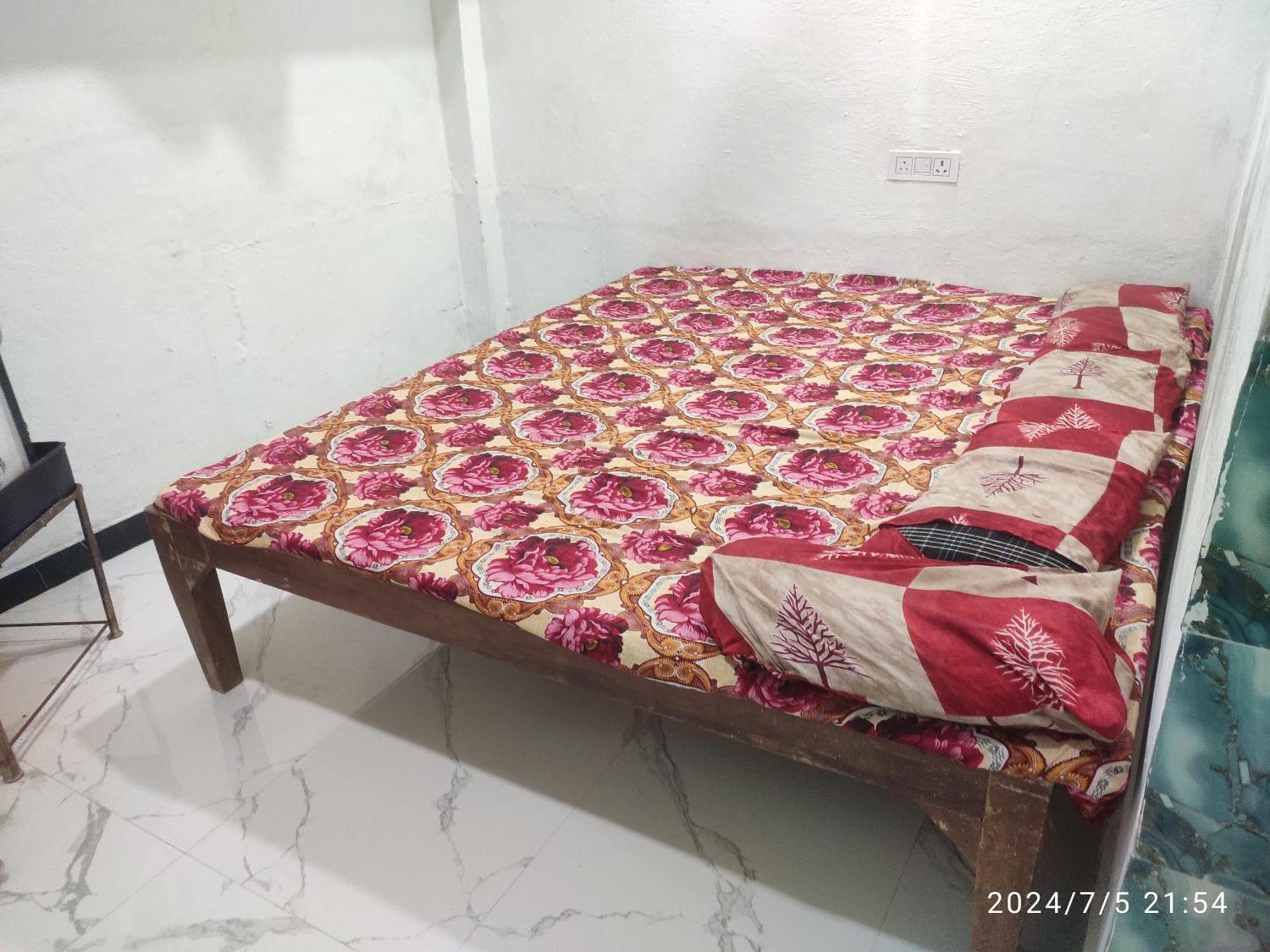 Kuber Bhandari Guest House And Hotel Sehore Exterior photo